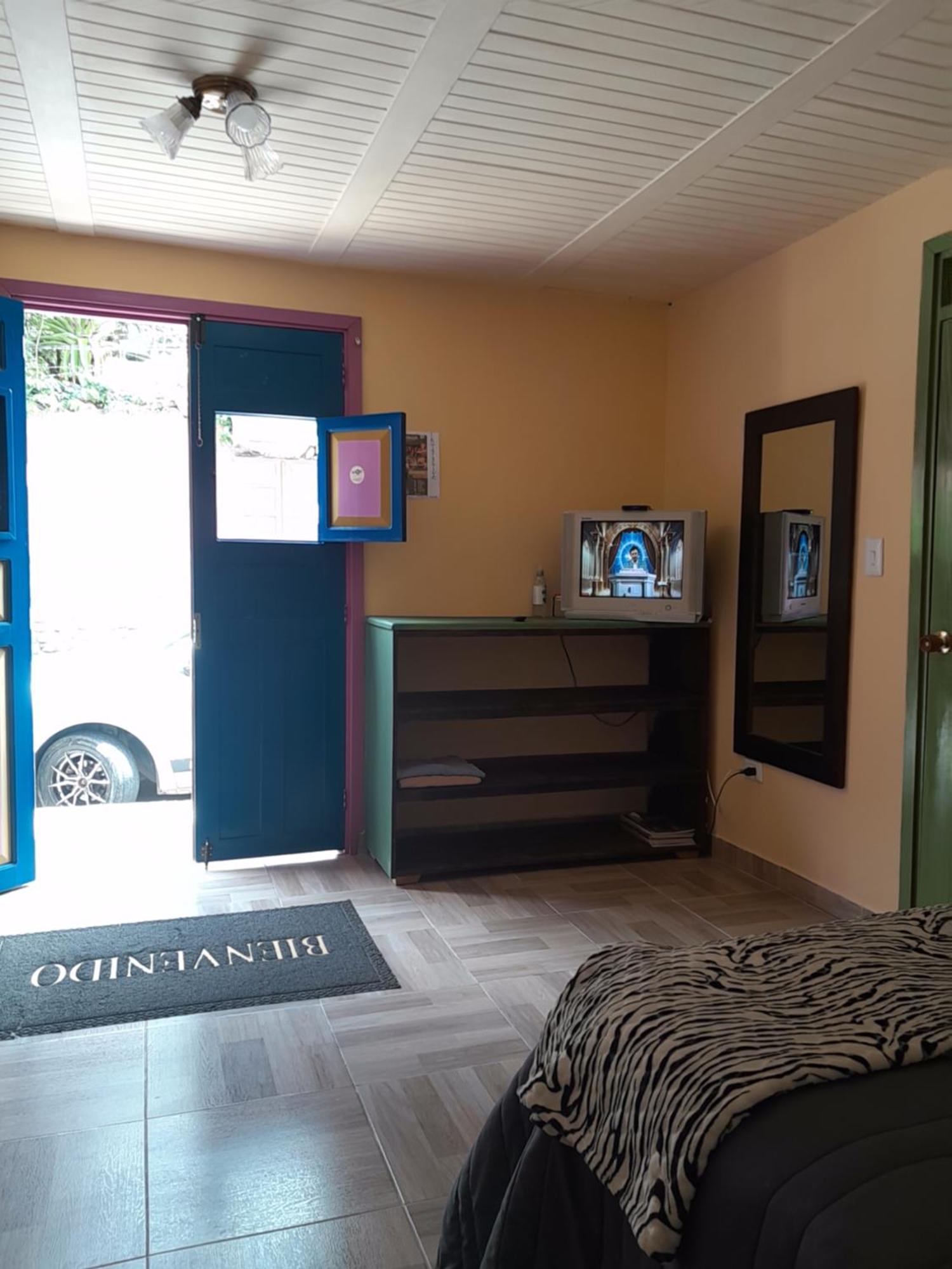 Hostal Familiar Jerico Salento Exterior photo